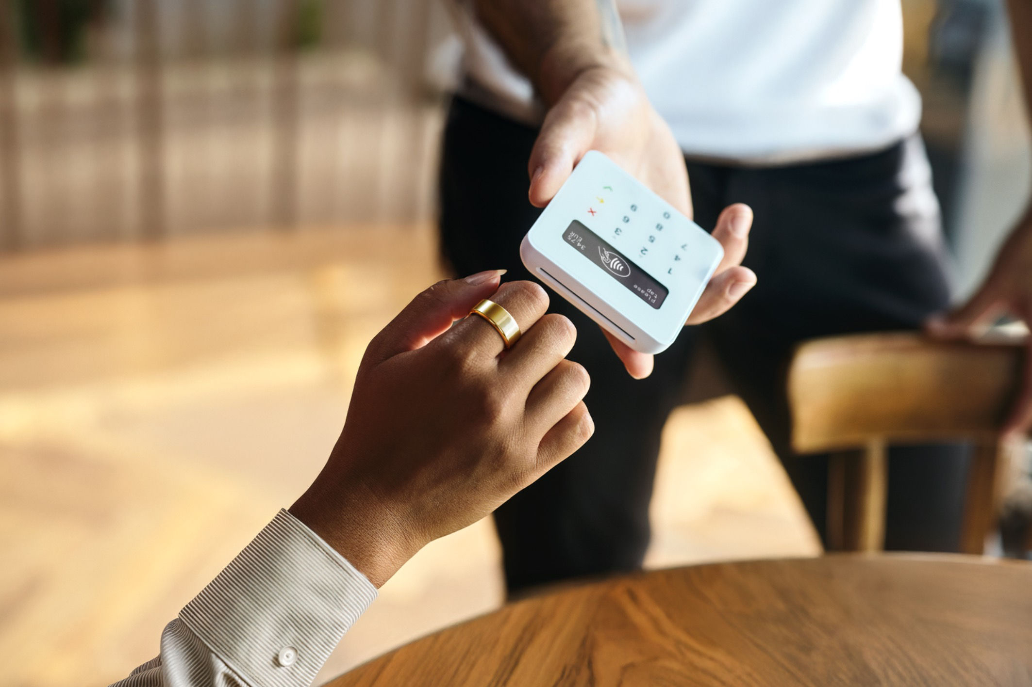 Infineon's SECORA Connect X and SECORA Wallet Brings Secured Contactless Payment to Smart Wearables